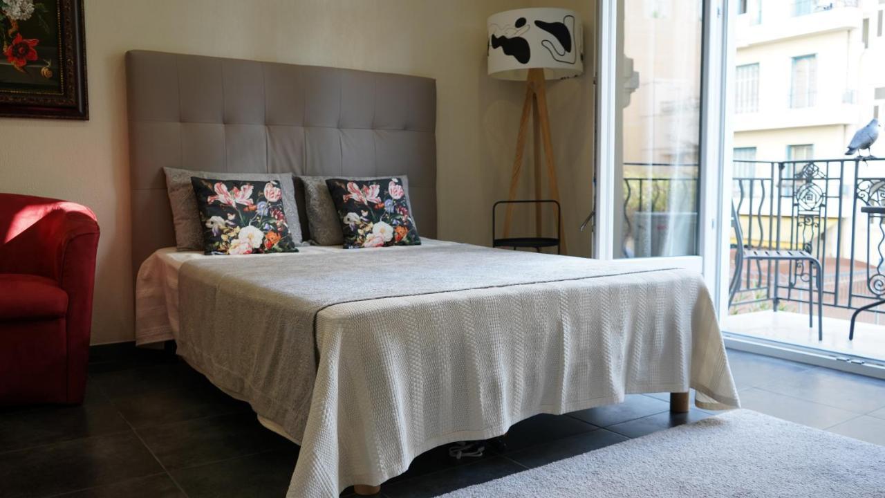 Cozy Studio With A Sea View Νίκαια Εξωτερικό φωτογραφία