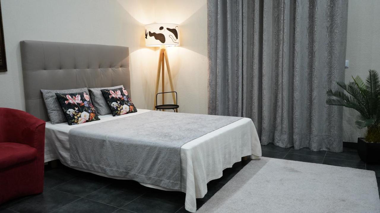 Cozy Studio With A Sea View Νίκαια Εξωτερικό φωτογραφία