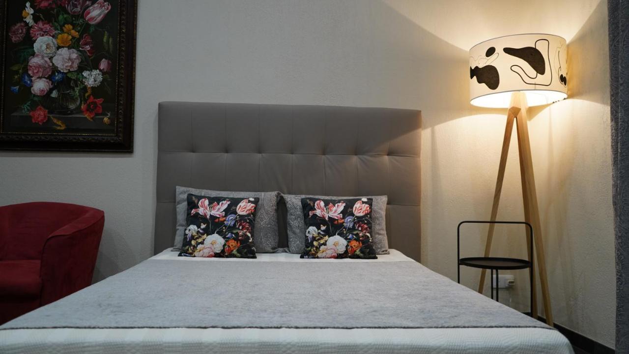 Cozy Studio With A Sea View Νίκαια Εξωτερικό φωτογραφία