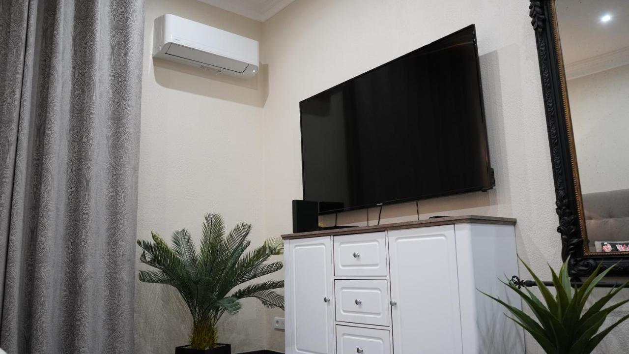 Cozy Studio With A Sea View Νίκαια Εξωτερικό φωτογραφία